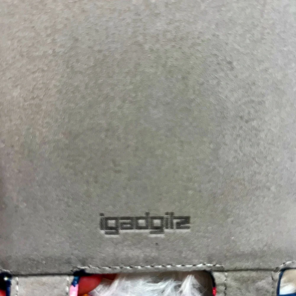 Kindle case. Holds kindle Amazon kindle paperwhite
